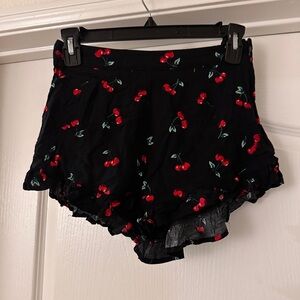 William b. black cherry print shorts size small